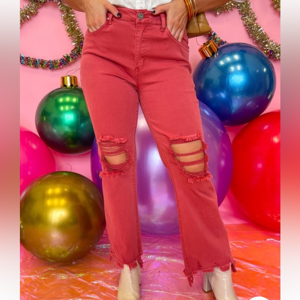 RISEN DISTRESSED STRAIGHT DENIM 9/29